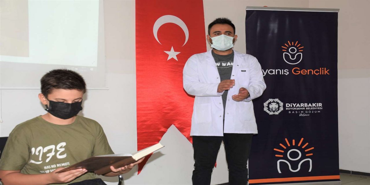 Kur’an-ı Kerim’e geçen öğrenciler başarı belgelerini aldı