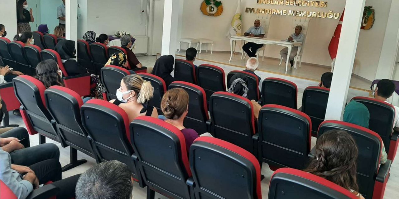 Bağlar Belediyesinden aşı çalışması