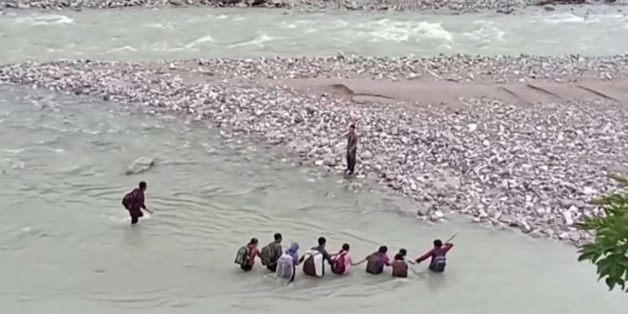 Kuzey Kore'de sel: 1100'den fazla ev zarar gördü
