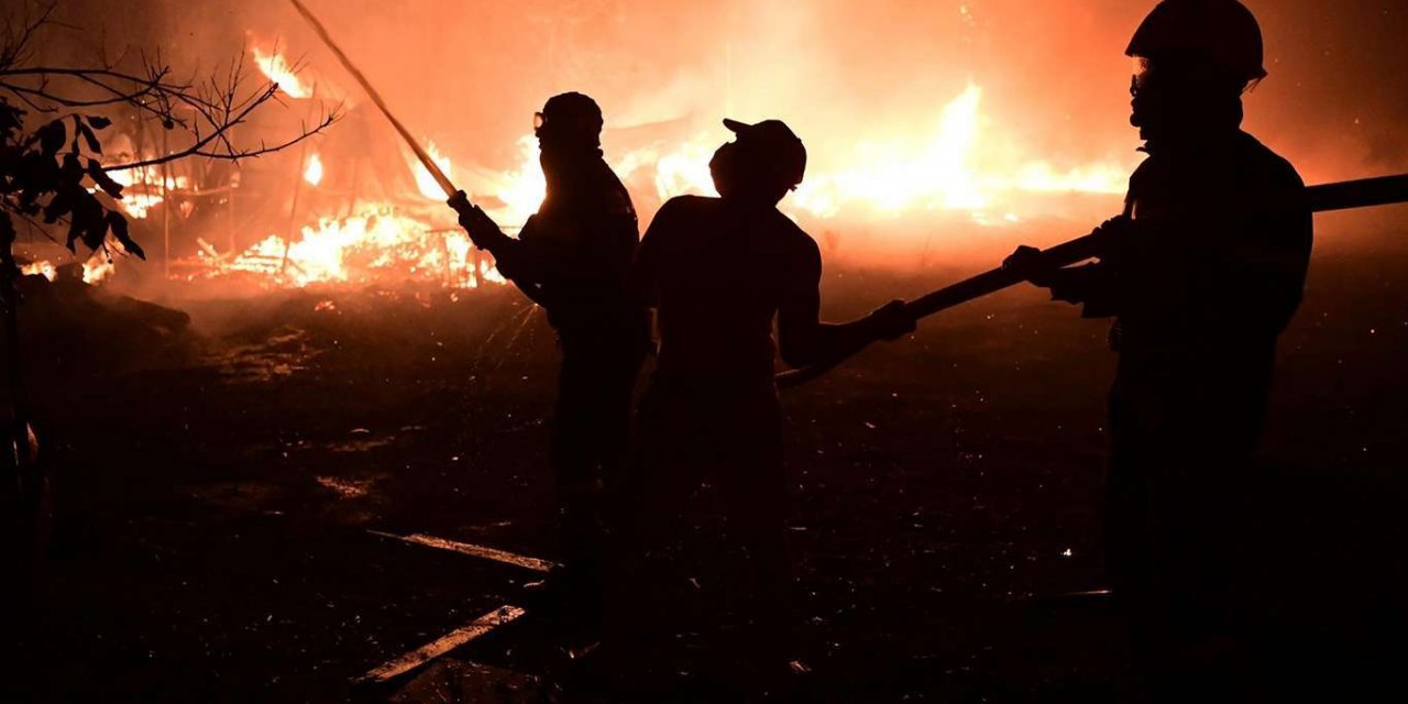 Wildfires threaten Greece’s capital