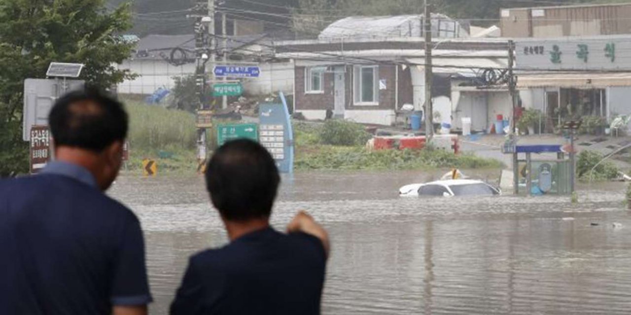 Kuzey Kore'de şiddetli yağışlar sele neden oldu
