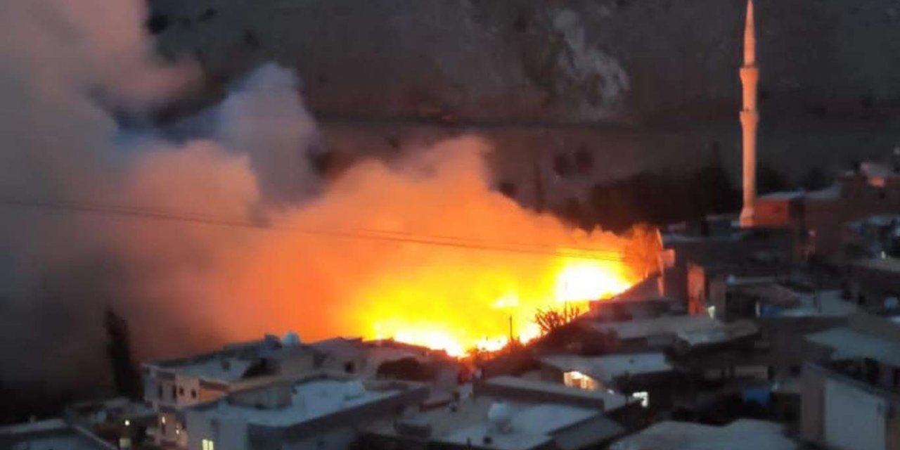 Şırnak’ın Silopi ilçesinde mezarlıkta çıkan yangın büyümeden söndürüldü