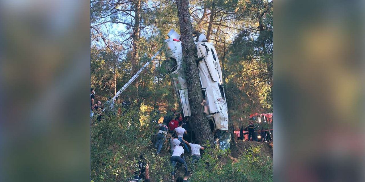 Li Îzmîrê qeza: 8 mirî 11 birîndar