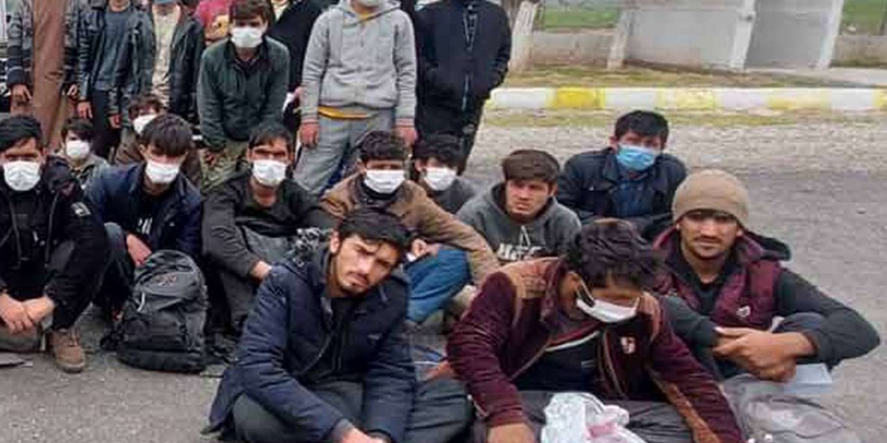 AB üyesi 6 ülke Afganları sınırdışı etmeyi sürdürmek istiyor