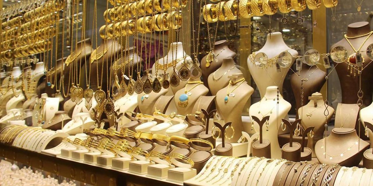 Altının gram fiyatı düşmeye devam ediyor