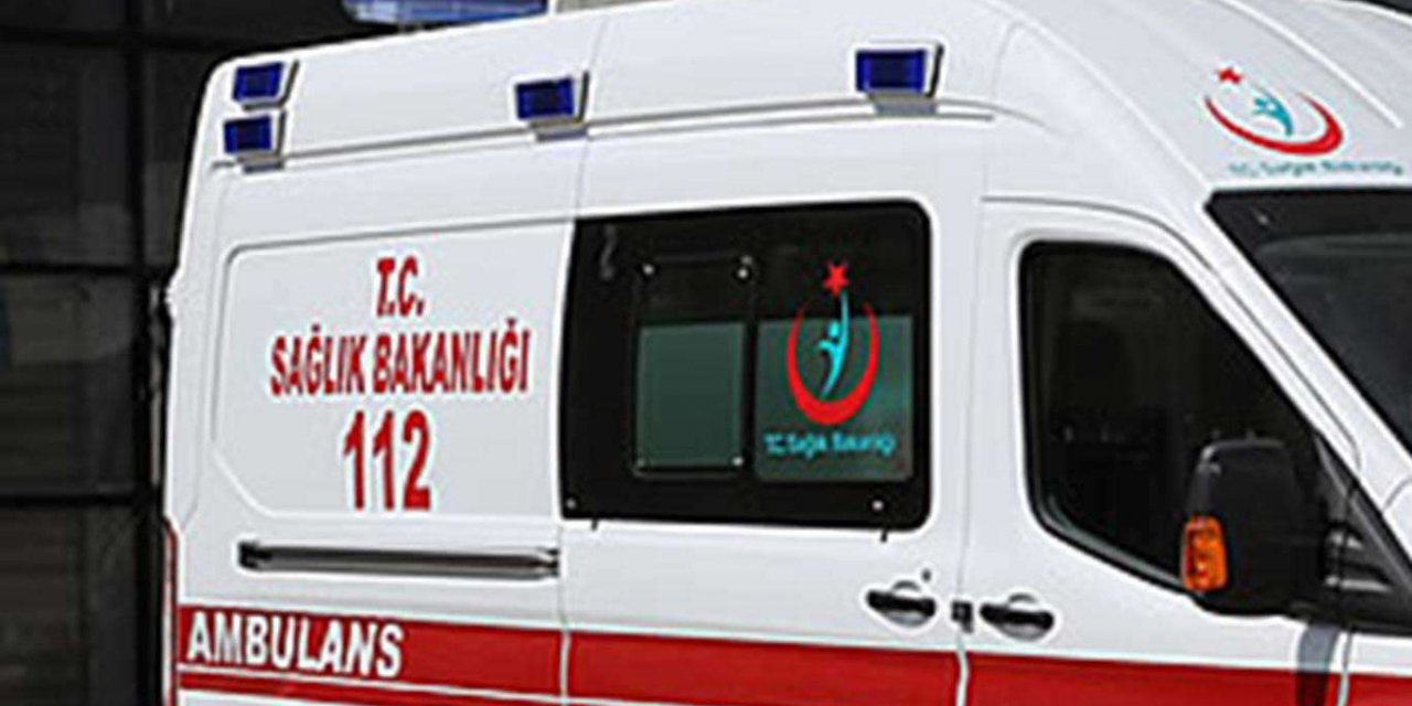 Devrilen traktörün altında kalan kişi ağır yaralandı