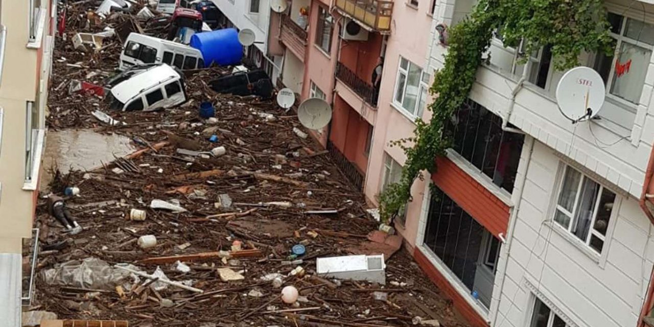 AFAD'dan Sinop Kastamonu ve Bartın'daki sel taşkınına ilişkin açıklama