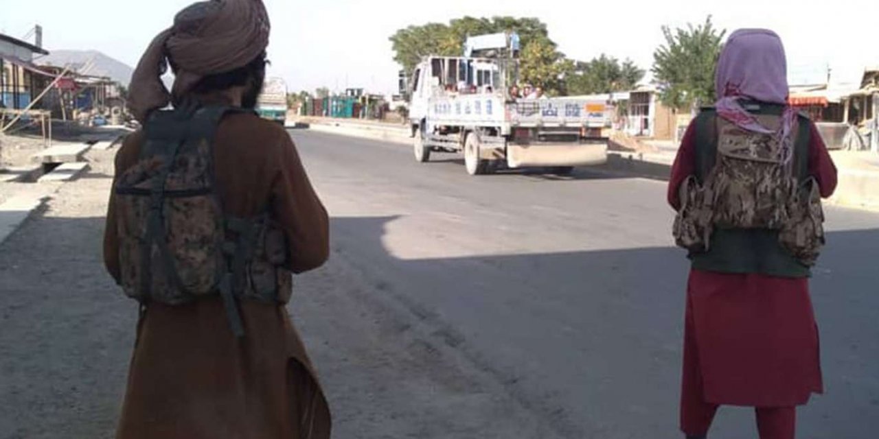 Taliban Gazne kentinin kontrolünü ele geçirdi