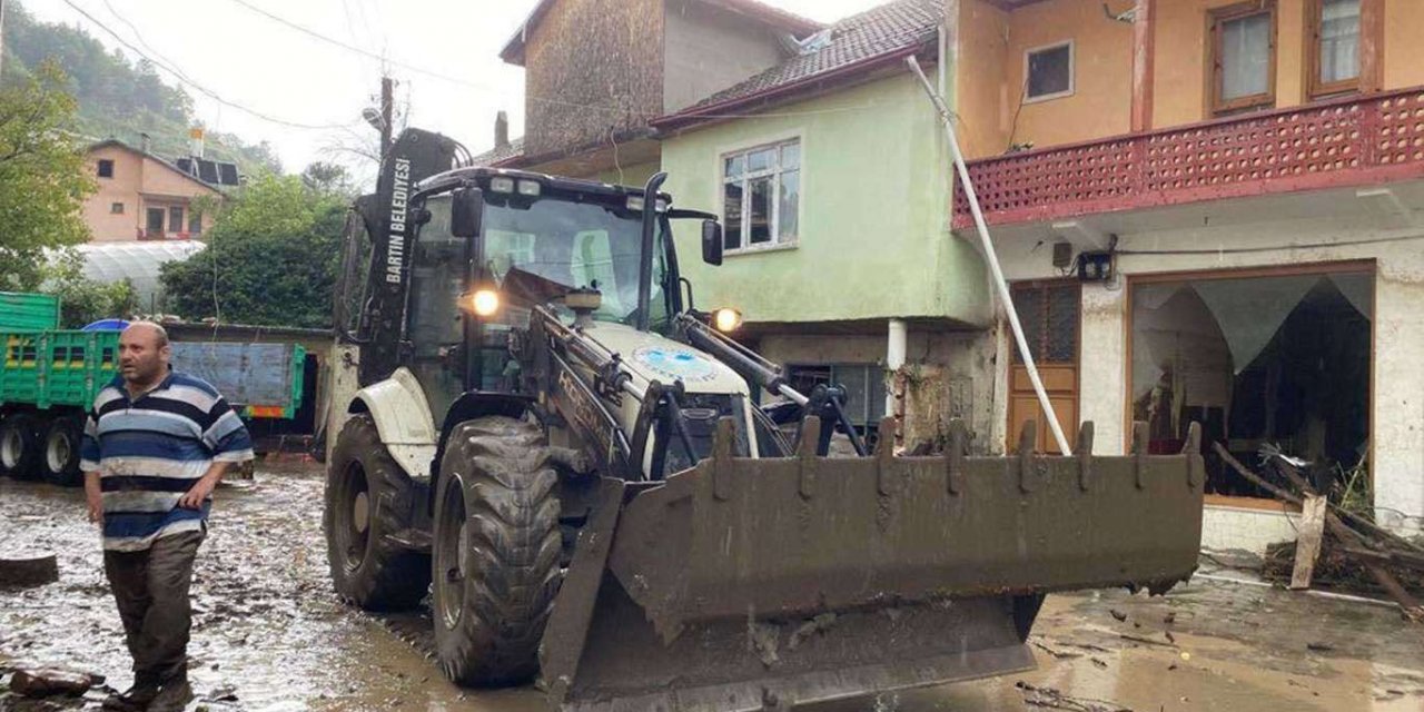 Batı Karadeniz'deki sellerde can kaybı 11'e yükseldi