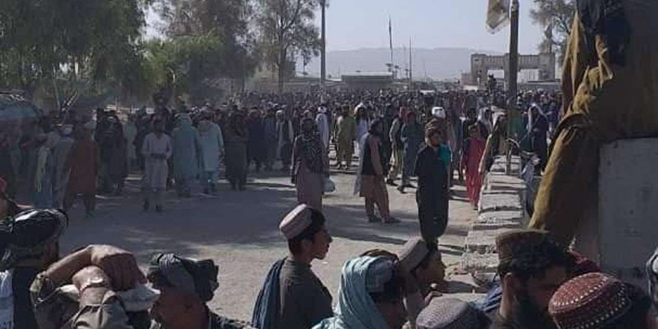 Taliban Afganistan'da ilerliyor: 15 eyalet merkezi ele geçirildi
