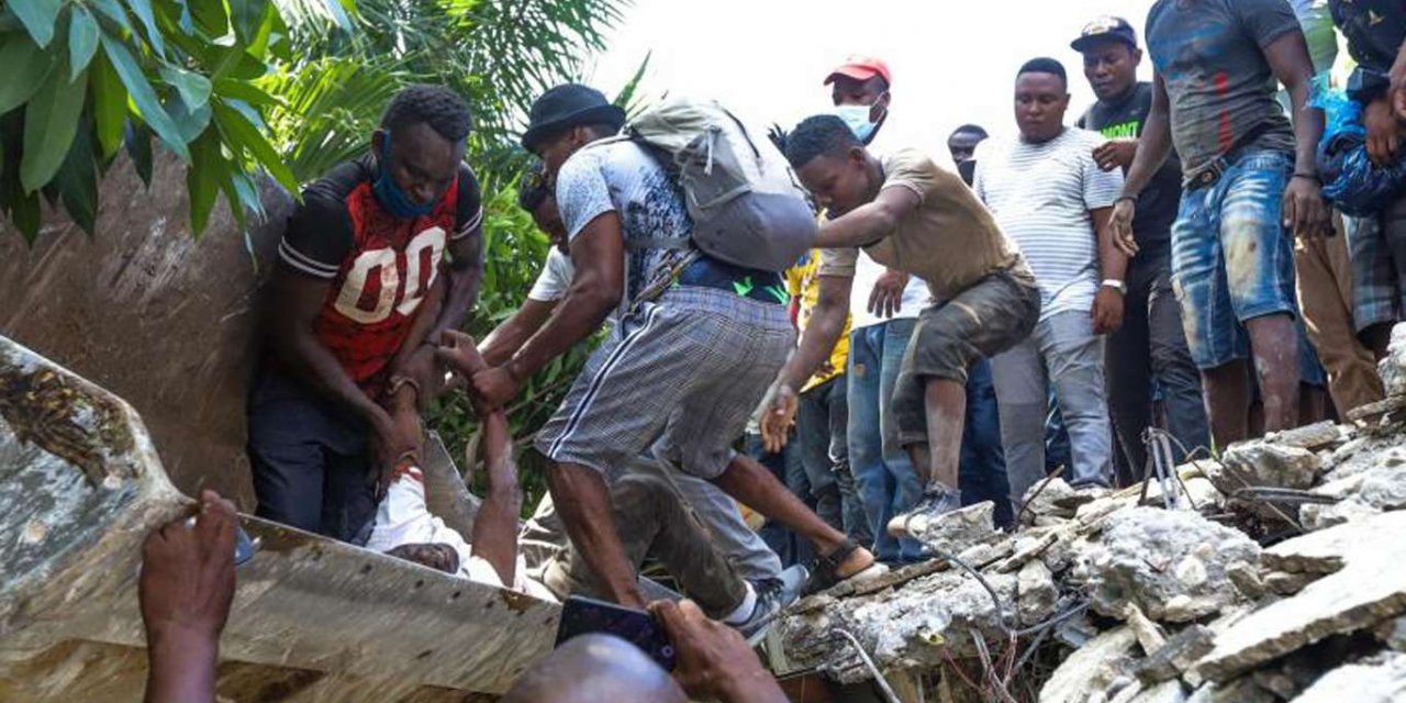 Haiti depreminde ölenlerin sayısı 724 oldu