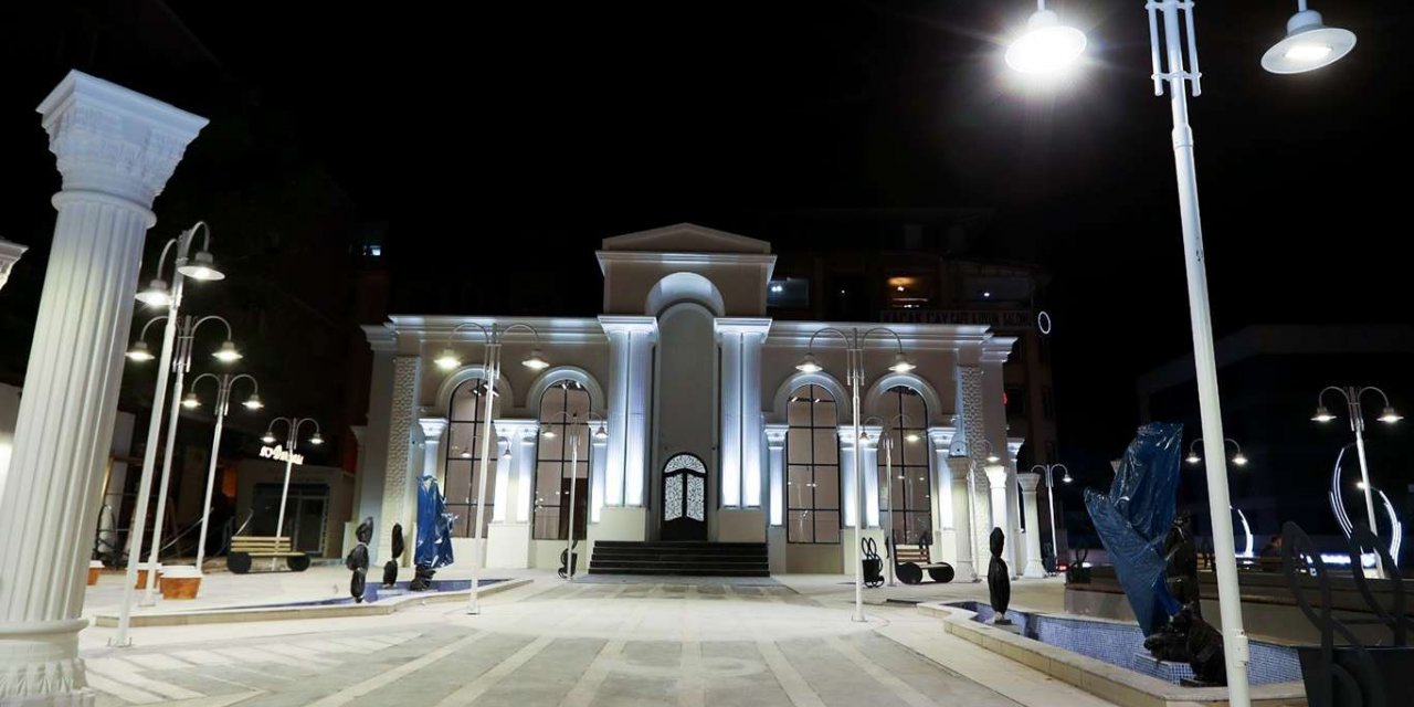 İpekyolu Belediyesi tarafından yapılan "Sanat Galerisi ve Sanat Sokağı" tamamlandı