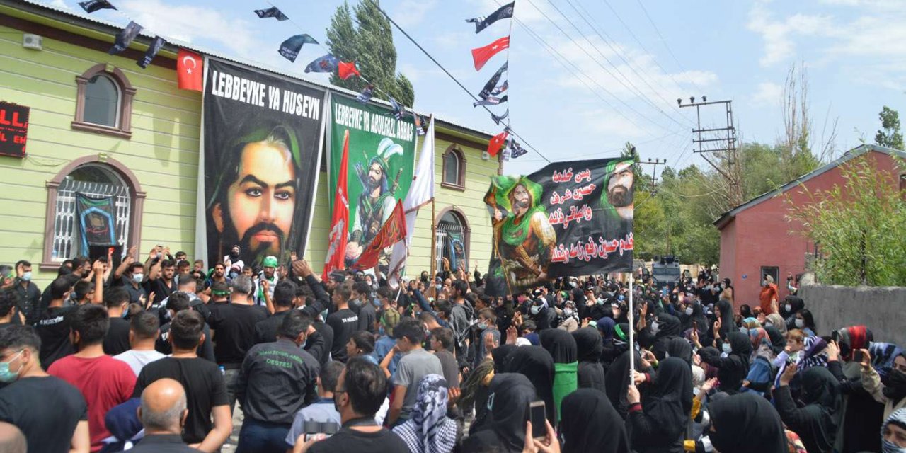 Ağrı'da aşura programı düzenlendi