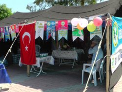 Tarsus'ta bedava süt ve süt ürünleri dağıtıldı