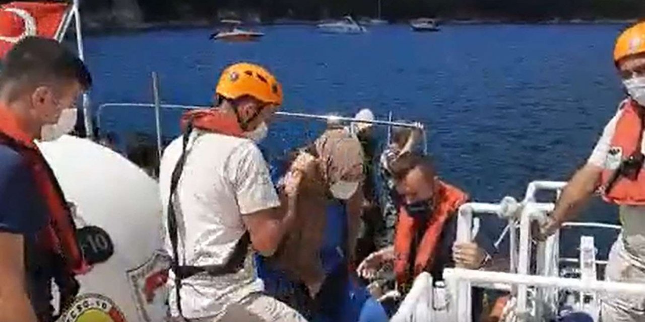 Heybeliada’daki yangın sonrası 230 kişi güvenli bölgelere sevk edildi