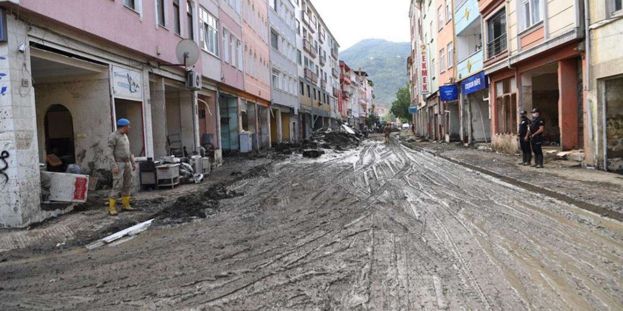 Afetlere yardım kampanyasına 261 milyon lira bağış