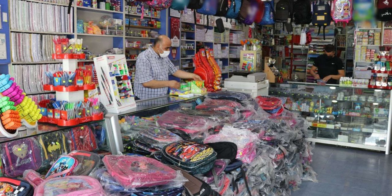 Kırtasiyeler okul hazırlıklarını yapmaya başladı