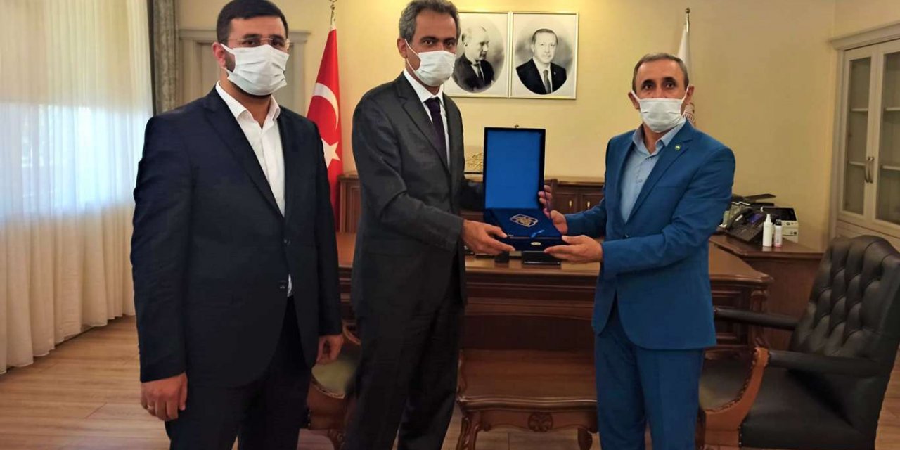 HÜDA PAR'dan Milli Eğitim Bakanı Özer’e ziyaret