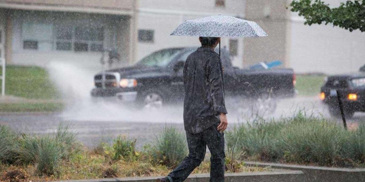 Meteorolojiden 8 il için gök gürültülü sağanak yağış uyarısı