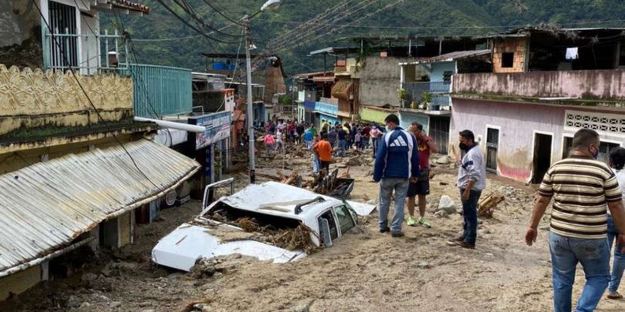 Li Venezuelayê ji ber lehîyê 19 kes mirin