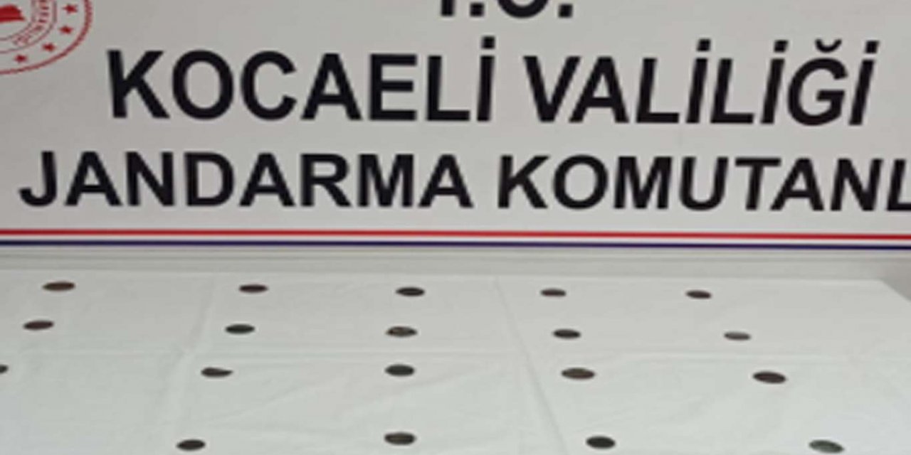 Kocaeli'de Roma ve Bizans dönemine ait sikkeler ele geçirildi