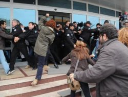 Harran Üniversitesi’nde kavga: 3 yaralı