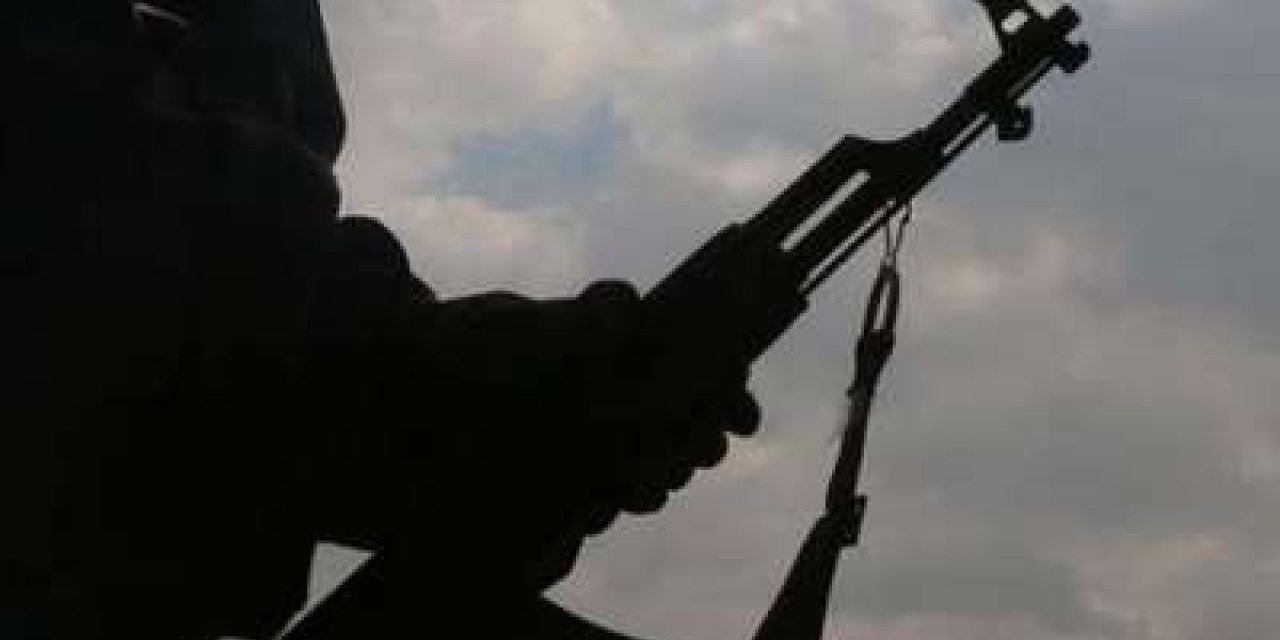 PKK ji cotkarên Silêmanîyê bi dara zorê xerec distîne