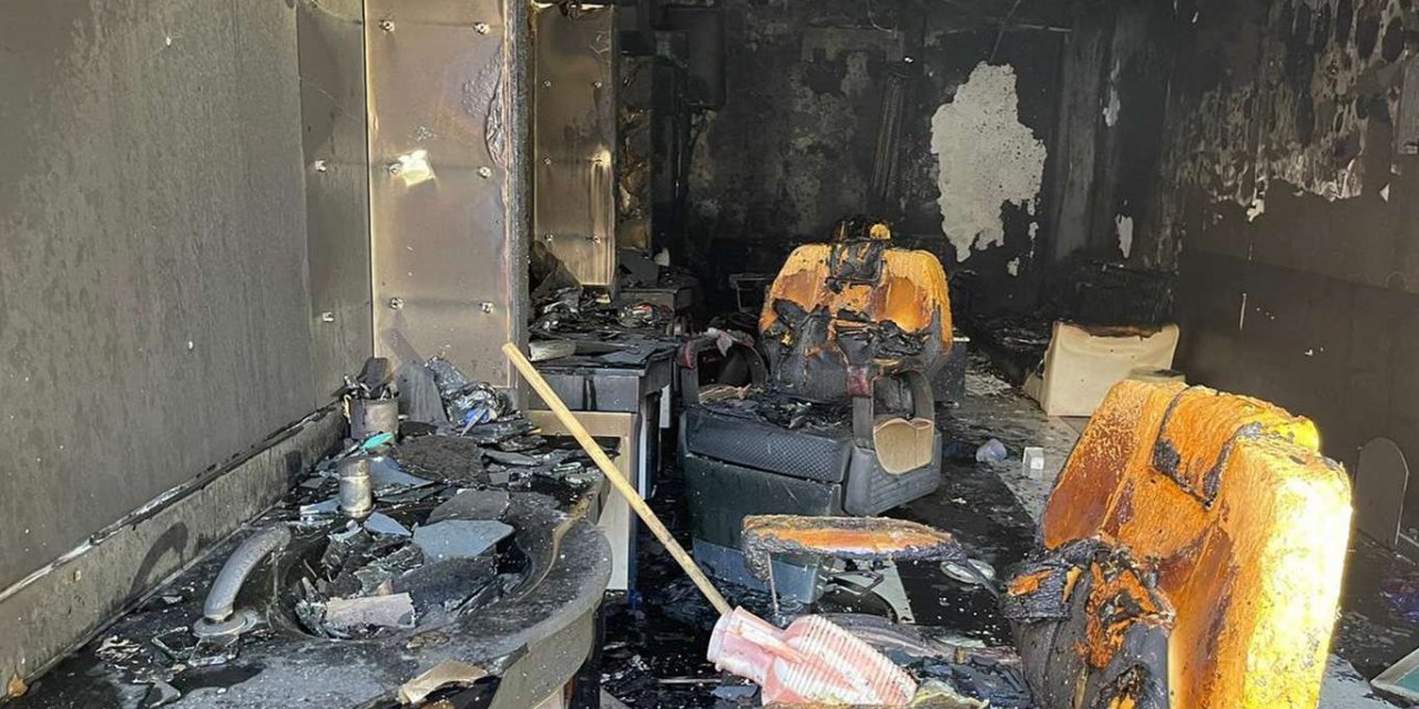 Sigara izmariti iş yerini küle döndürdü