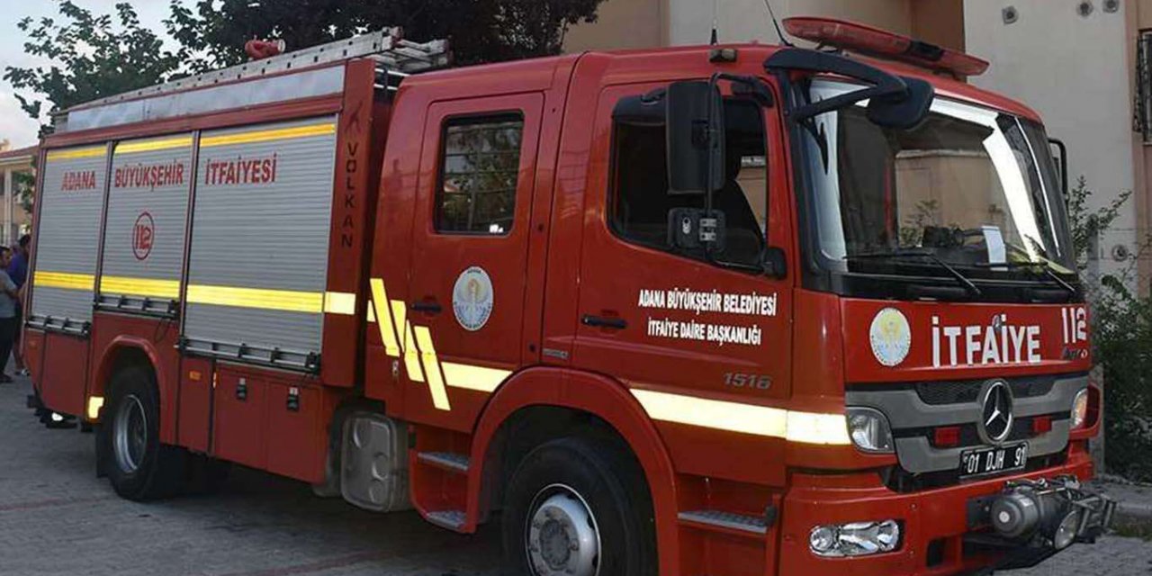 Adana’da mısır silajının bulunduğu tarlada yangın