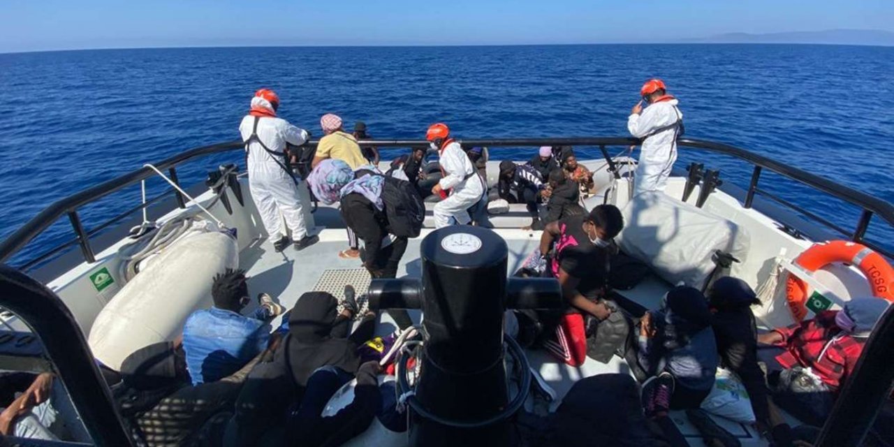 İzmir, Muğla ve Aydın'da 150 düzensiz göçmen kurtarıldı