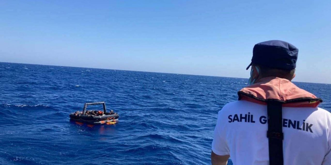 Turkish Coast Guard rescues 39 irregular migrants off southwestern Turkey