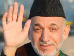"Bitkin" Karzai istifa etmekte diretiyor