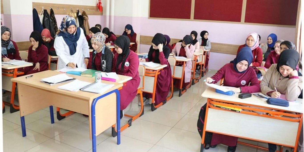 Gaziantep’e bin 767 öğretmen atandı