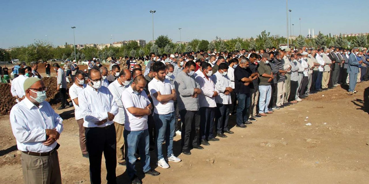 Şehid Turan’ın eşi Melahat Yavaş vefat etti