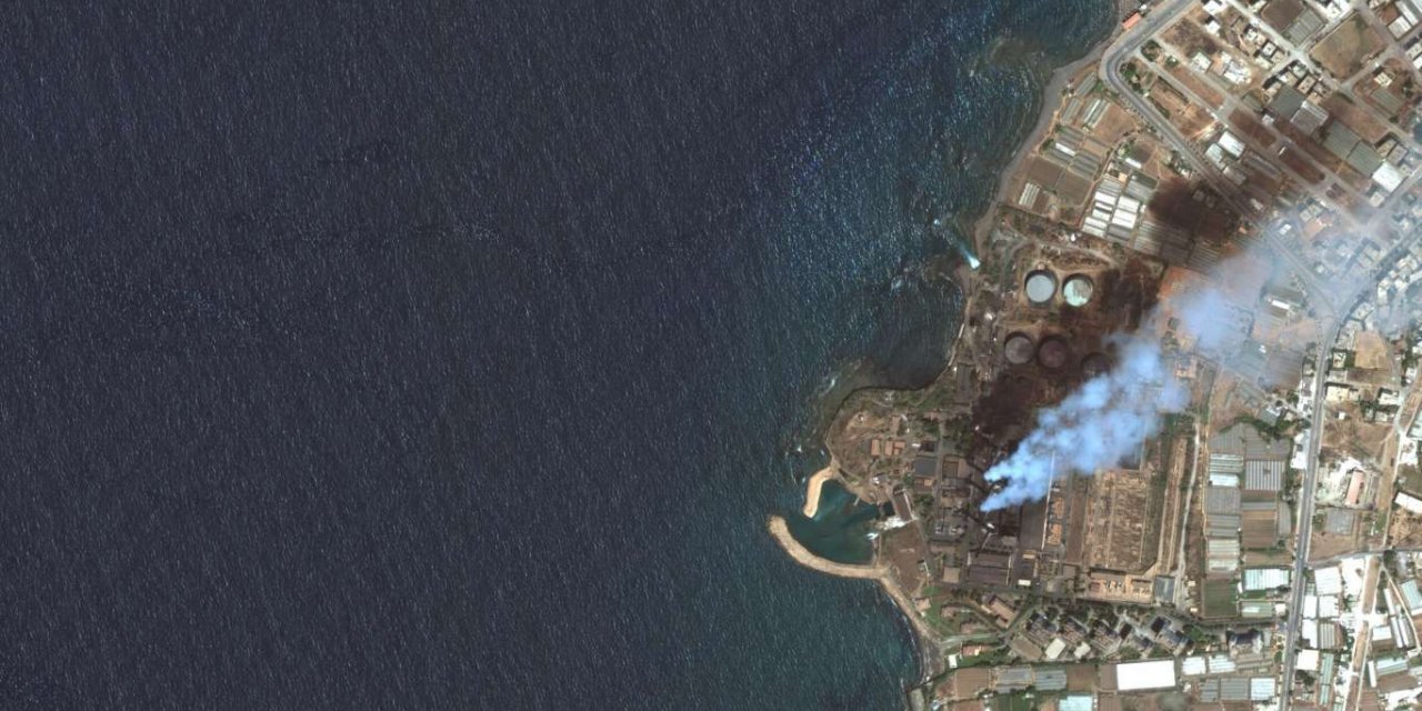 Akdeniz'de Suriye kaynaklı petrol sızıntısına ilişkin temizleme çalışmaları devam ediyor