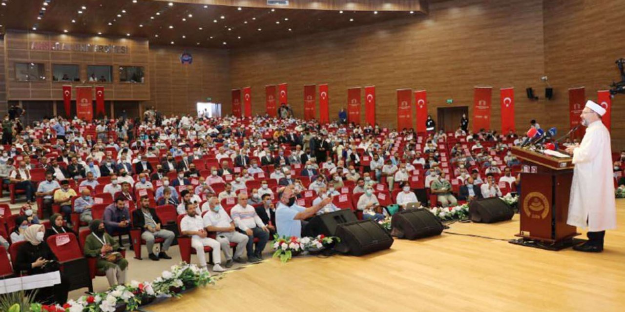 Diyanet İşleri Başkanı Ali Erbaş: Kur’an ve sünneti iyi anlayıp çağa taşımalıyız