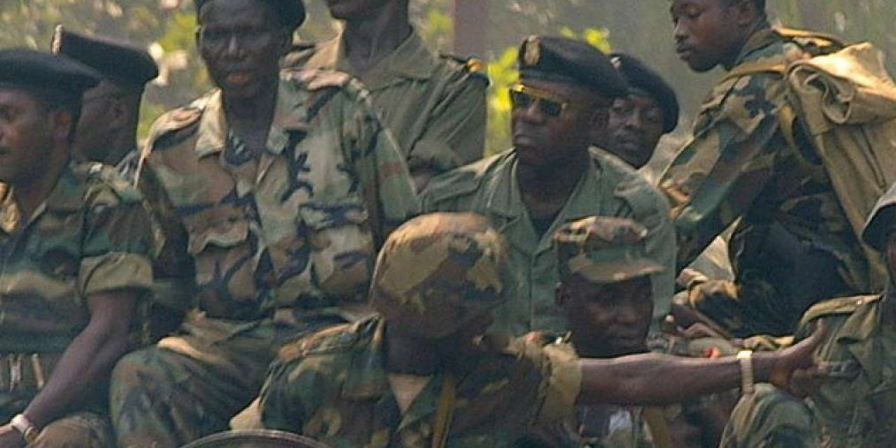 Gine'de askeri darbe girişimi