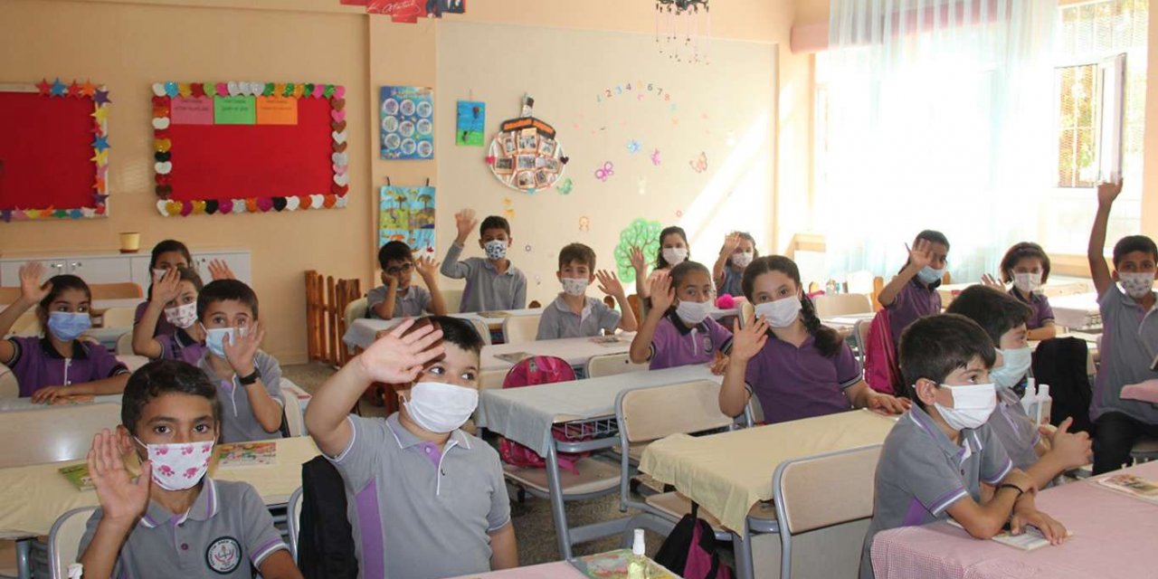 Mardin'de 235 bin 527 öğrenci ders başı yaptı