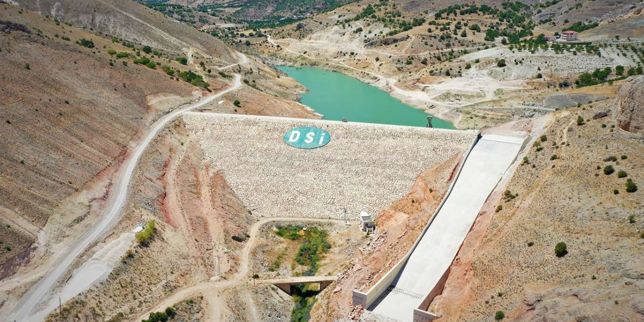 Akçadağ Taşevler Barajıyla 8 bin dekar arazi suya kavuşacak