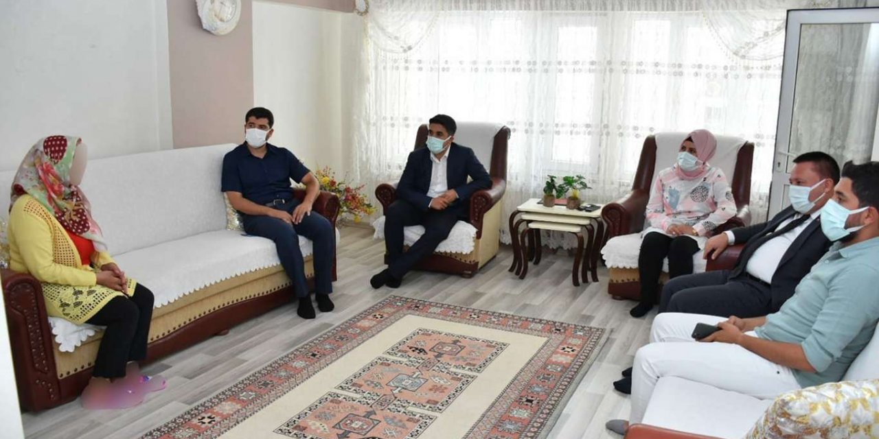 Bağlar Belediyesinden yetimlere eğitim desteği