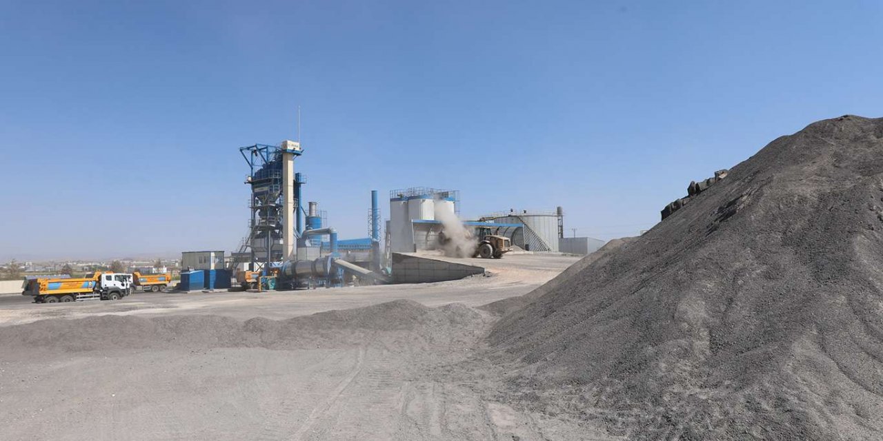 Diyarbakır'da yeni alınan asfalt plenti ile 826 bin TL tasarruf sağlandı