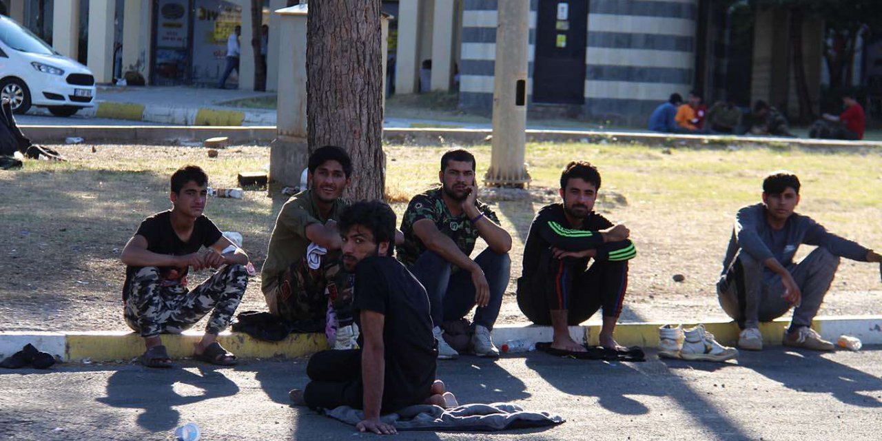 Nüfus Müdürlüğünden "3 bin Afgan'a Türkiye vatandaşlığı" iddialarına yanıt