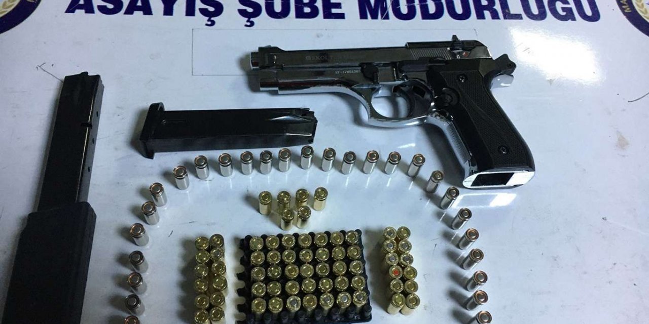 Malatya’da kendini polis olarak tanıtan şahsa ziynet eşyalarını kaptırdı