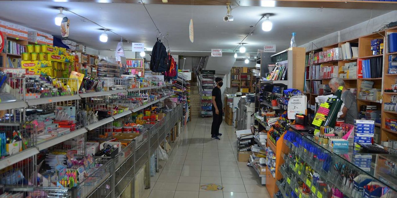 ​Bir ilköğretim öğrencisinin zaruri kırtasiye ihtiyacı 250 civarında tutuyor