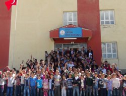 Bitlis'teki okullarda katı sabun dağıtıldı