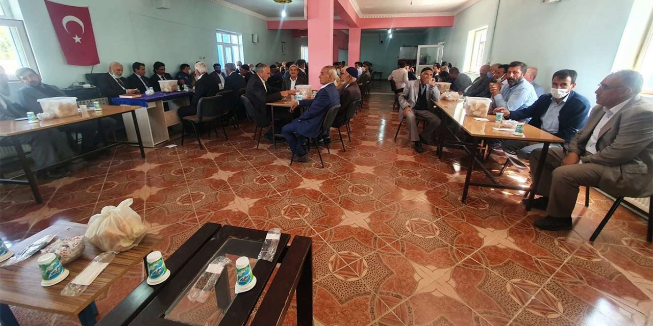 Ağrı'da husumetli aileler barıştı