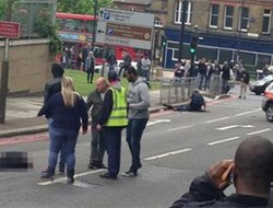 İngiltere'de 'Bildik Senaryo' Sahneleniyor