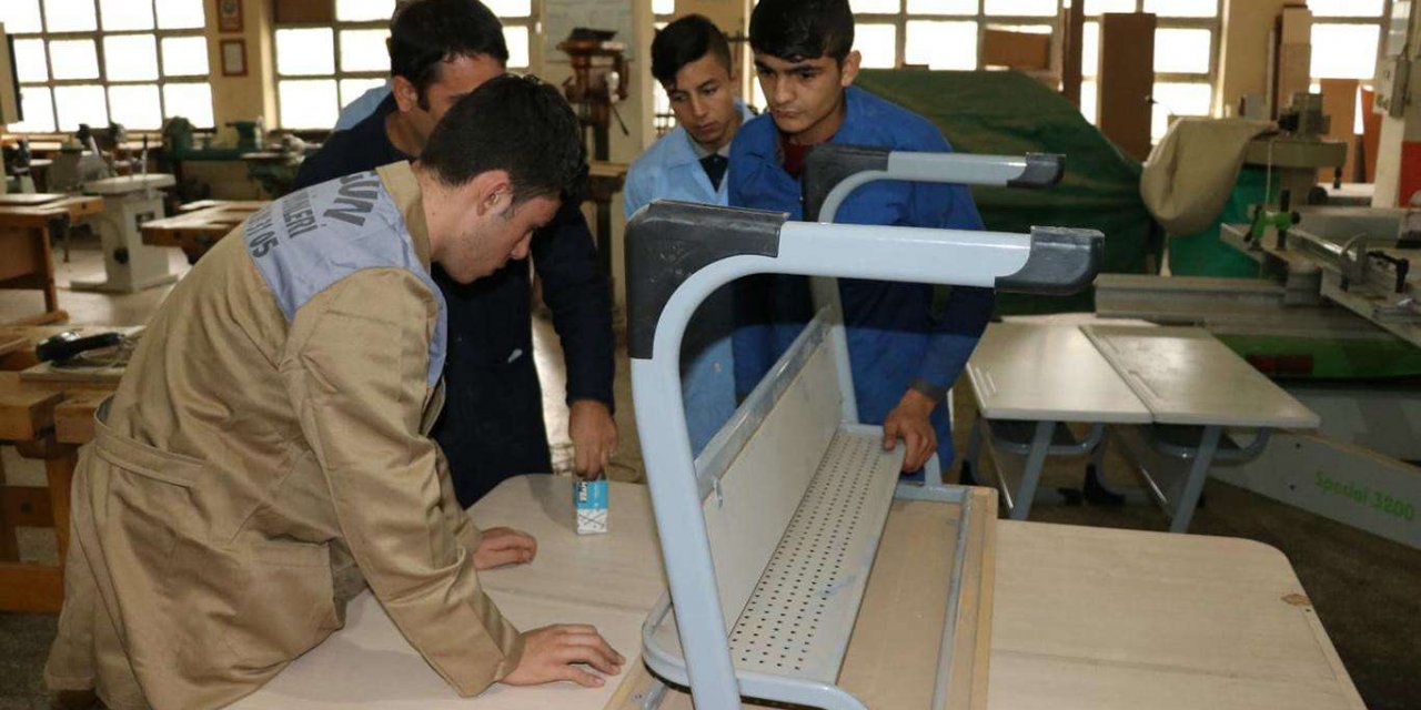 Meslek liselerinden ekonomiye 8 ayda 300 milyon lira katkı