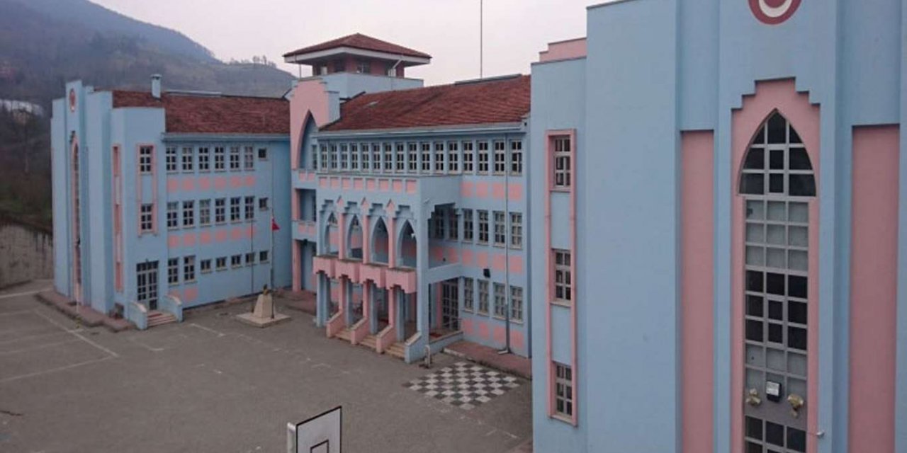 Ordu’da bir lisede Coronavirus nedeniyle uzaktan eğitime geçildi