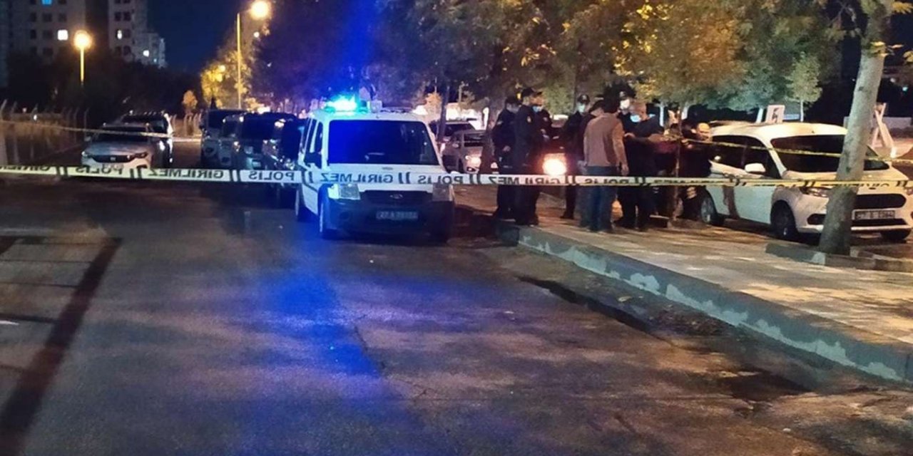 Gaziantep'te polise silahla ateş etmeye çalışan şahıs kolundan vurularak yakalandı